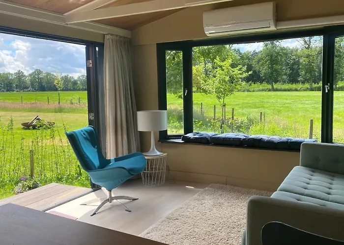 Naast De Schoppe Chalet